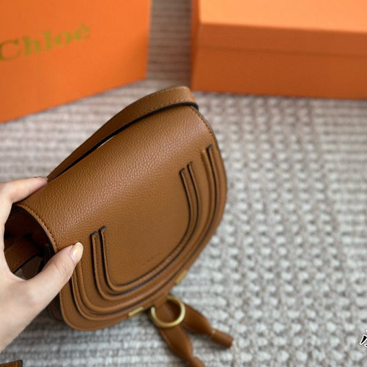 Chloé クロエ サドルバッグ スモール ブラウン